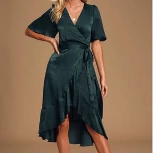 Lulu's NWT Wrapped in Love Midi Wrap Dress